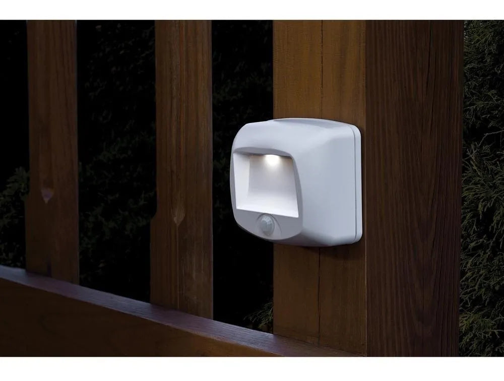Luz LED con Sensor de Movimiento Safestep Health Smart para Escaleras Pasillos Ultra Brillante Fácil de Instalar Sin Cables  Ahorro de Energía Ideal para Hogar y Oficina